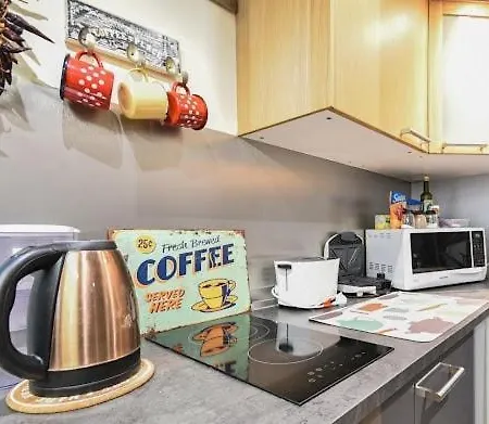 شقة W46 - With 3 Bedrooms 2ac Max8 In Centrum