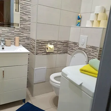 W46 - With 3 Bedrooms 2ac Max8 In Centrum شقة